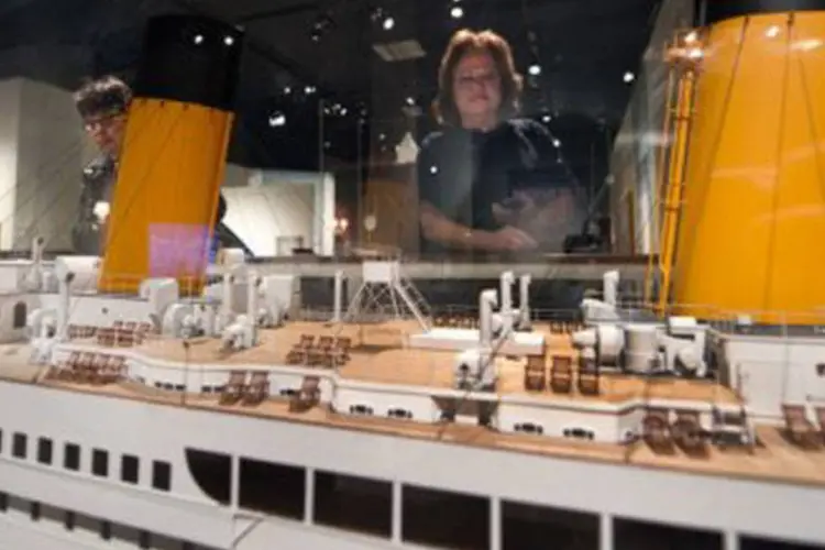 Modelo do Titanic na exposição da National Geographic na capital Washington: regularmente são organizadas expedições para recuperar peças para expor (Paul J. Richards/AFP)