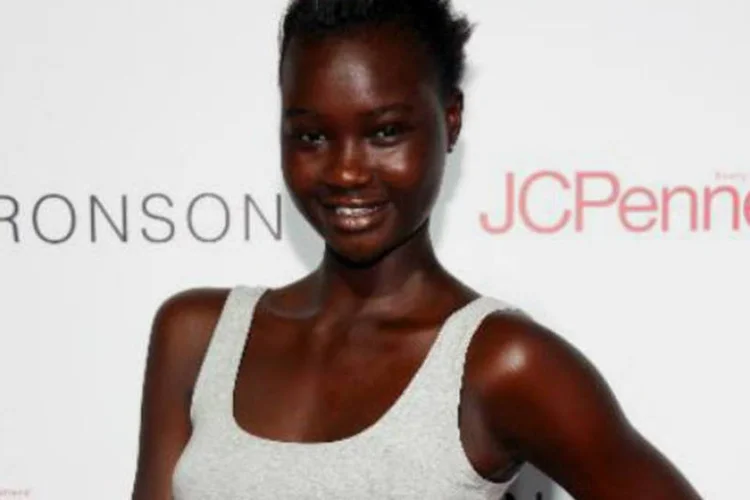 Modelo sudanesa Ataui Deng: razões da internação não foram detalhadas (Astrid Stawiarz/AFP)