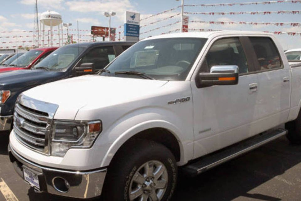 Ford defende liderança crescente contra caminhões da GM