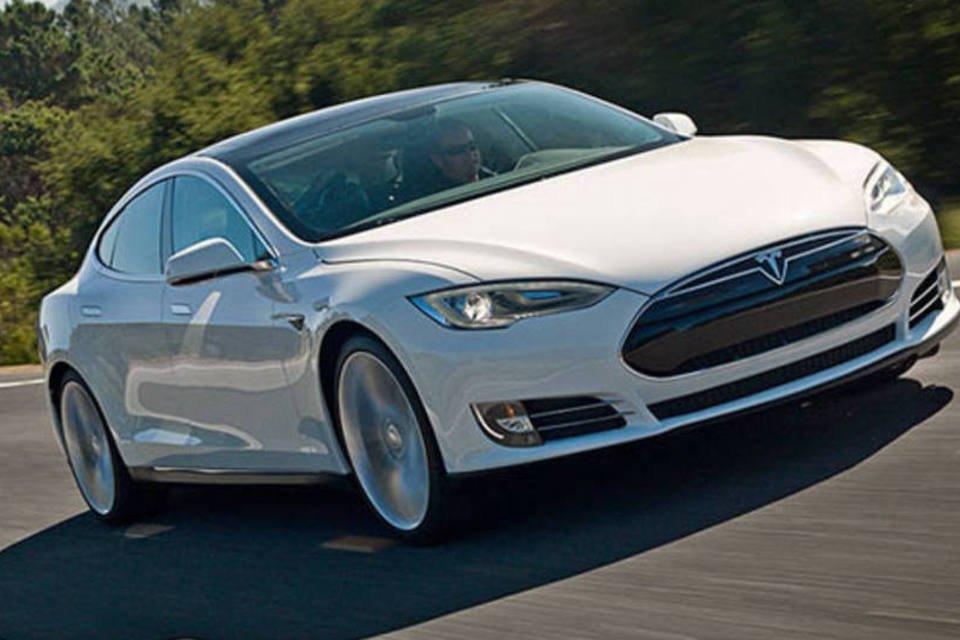 Tesla Model S: quem segura este elétrico?