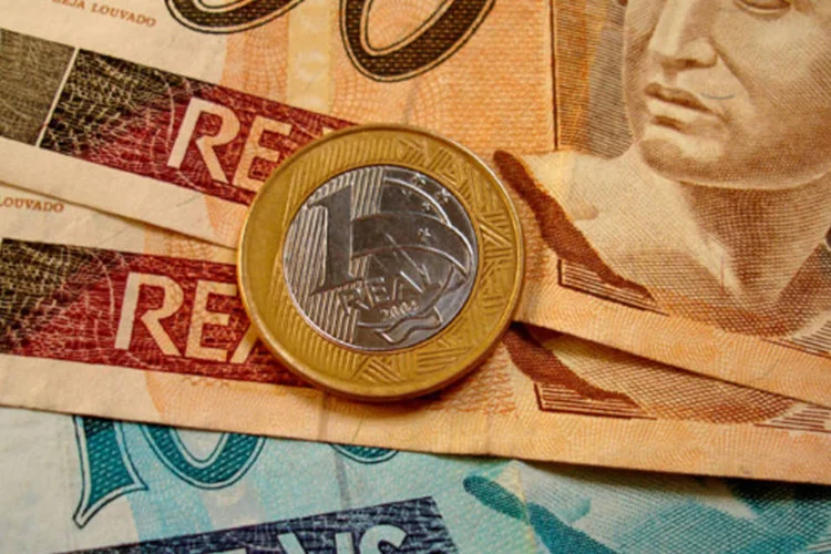 
	A taxa de juro brasileira foi reduzida pelo Banco Central do Brasil em 3,75 pontos porcentuais no ano passado
 (SXC.hu)