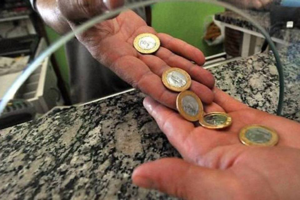 Impostos consumiram 35,85% da renda do brasileiro em 2012