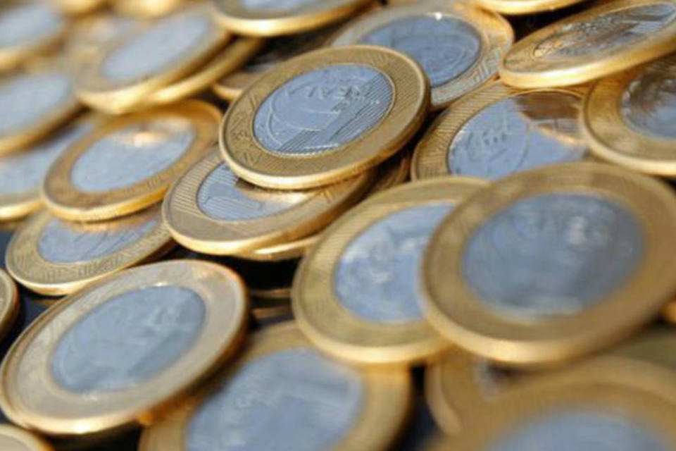 Custo de vida tem aumento menor em abril, aponta Dieese