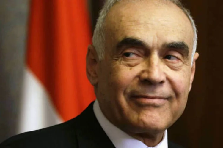 Com a renúncia de Mohamed Kamel Amr, já são seis os ministros do gabinete do chefe do Executivo, Hisham Qandil, que abandonaram o governo nas últimas horas ( REUTERS/Jacquelyn Martin/Pool/Files)