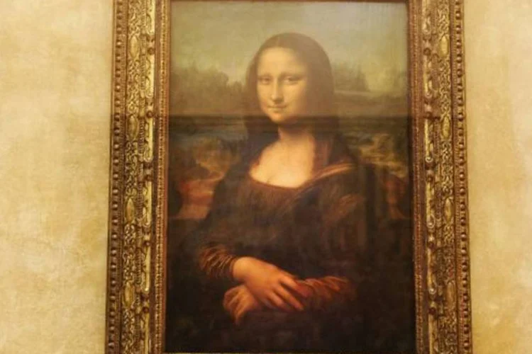 Mona Lisa fica sob um vidro blindado no Museu do Louvre, em Paris (Pascal Le Segretain/Getty Images/Getty Images)