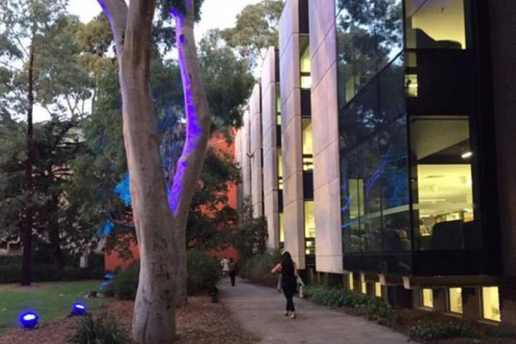 Universidade Monash: instituição é uma das 100 melhores do mundo (Divulgação/Facebook/Monash University/Divulgação)