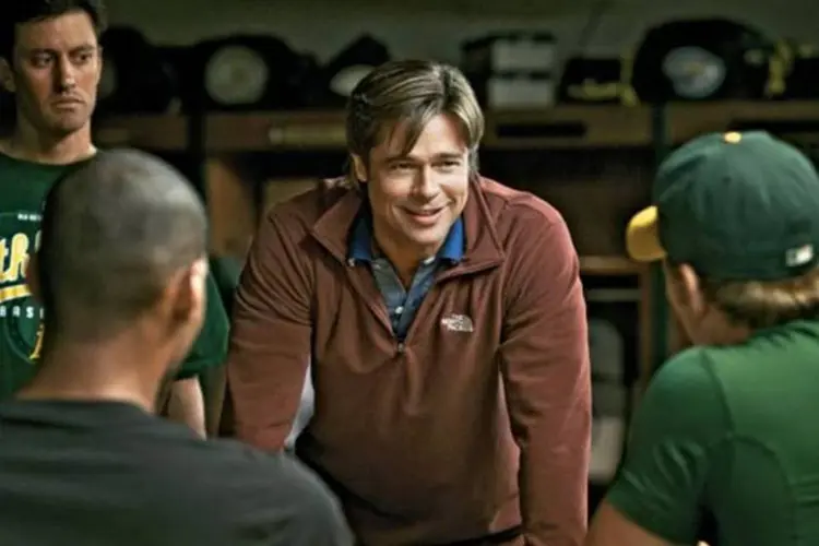 Brad Pitt no papel de Billy Beane: medição  precisa de talento individual (Divulgação)