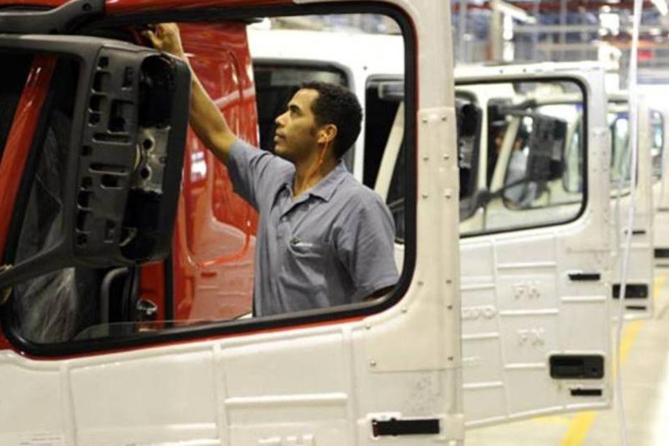 Volvo demite 208 funcionários de fábrica em Curitiba