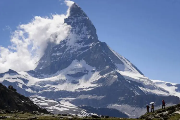 Montanhistas:  (Fabrice Coffrini / AFP)