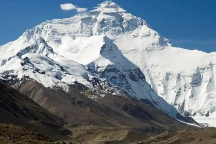 
	Monte Everest: autoridades nepalesas foram r&aacute;pidas na resposta ap&oacute;s a briga incomum no Everest, que tem 8.850 metros
 (Luca Galuzzi / Wikimedia Commons)