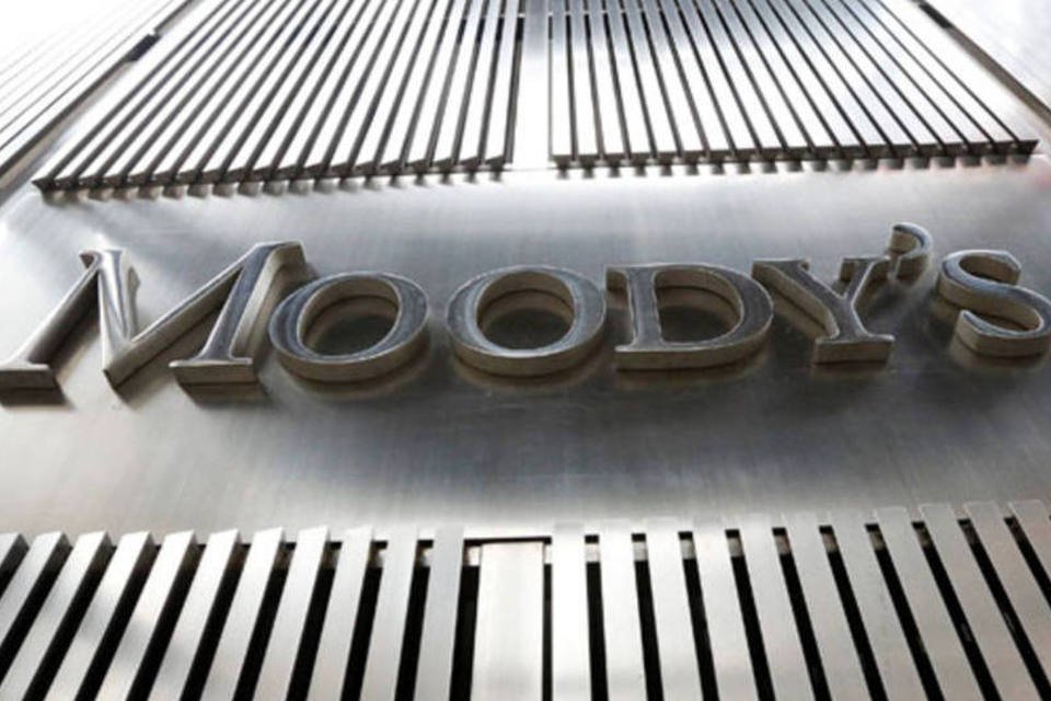 Moody's mantém perspectiva negativa de bancos brasileiros