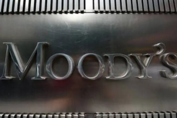 
	Sede da Moody&#39;s, em Nova York: &quot;o rating &eacute; mais baseado na perspectiva de longo prazo para a d&iacute;vida, em vez de ser baseado no que pensamos que ser&atilde;o eventos de curto prazo&quot;
 (©afp.com / Emmanuel Dunand)