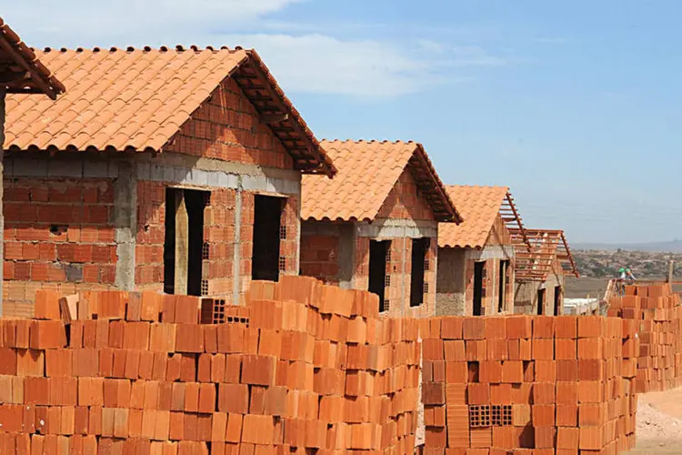 Até 2014, estão previstos R$ 176 bilhões para o setor de habitação (Elza Fiúza/ABr)