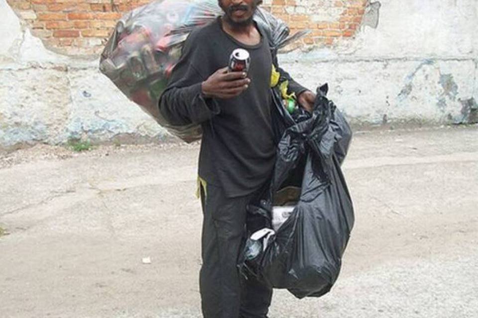 Cidade americana comprará passagens só de ida para moradores de rua