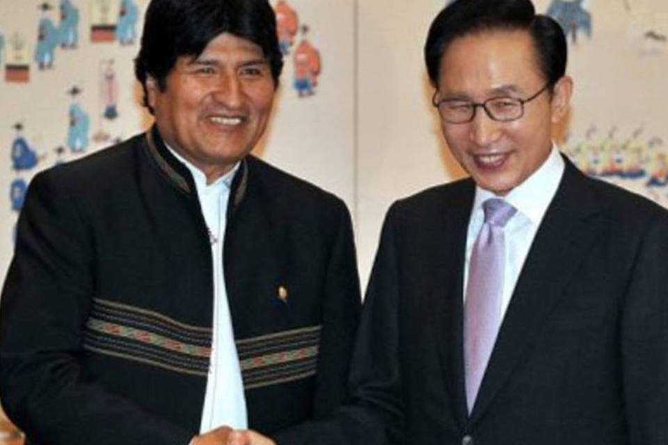 Coreia do Sul e Bolívia assinam acordo sobre lítio boliviano
