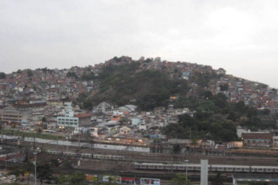 Confrontos deixam 2 mortos e 3 feridos em favelas do Rio