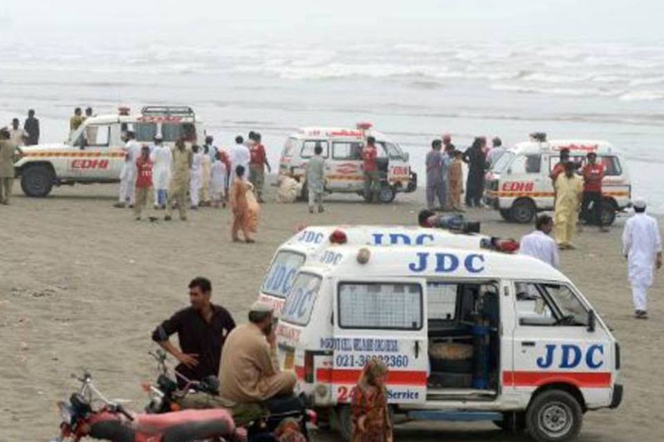 21 pessoas se afogam em praias da cidade de Karachi