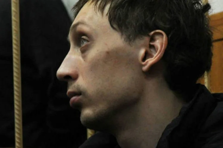 
	Pavel Dmitrichenko:&nbsp;Dmitrichenko apareceu em imagens mostradas na TV estatal na semana passada abatido e cansado ao confessar ter organizado o ataque.
 (AFP / Andrey Smirnov)