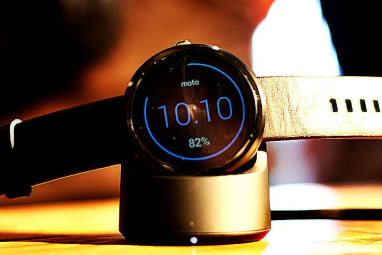 Moto 360, relógio inteligente da Motorola  (Victor Caputo/EXAME.com)