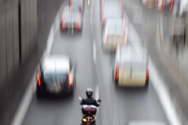 
	Moto no tr&acirc;nsito: de acordo com o diretor presidente da L&iacute;der Dpvat, Ricardo Xavier, 72% do total corresponde a v&iacute;timas de acidentes com motocicletas
 (GettyImages)