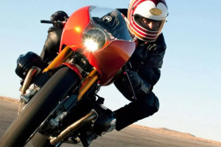 
	Nova motocicleta Concept 90 lan&ccedil;ada pela BMW: a marca prev&ecirc; ainda uma estabilidade no segmento de motos mais luxuosas a partir de 2014
 (Divulgação)