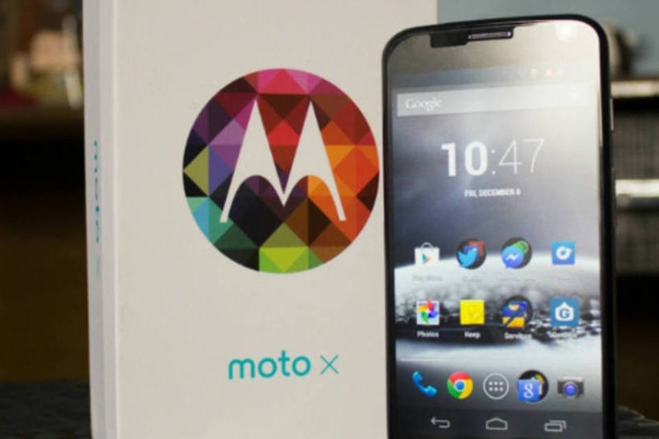 Motorola vende 10 mi de smartphones e quebra próprio recorde
