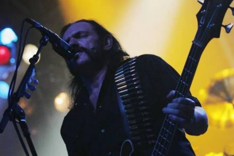 Havia uma expectativa para ver Lemmy atuar no evento, um mito do rock no final dos anos 70 (Gaye Gerard/Getty Images)