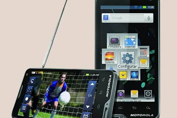 Smartphone Motorola Atrix TV (Divulgação)