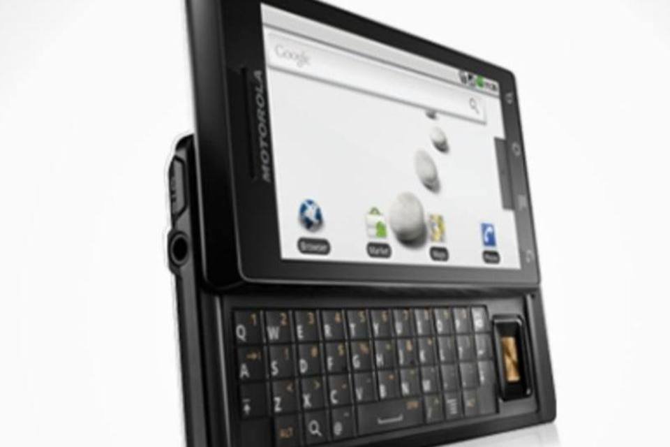 Motorola Milestone: atualização do sistema será liberada no primeiro trimestre de 2011