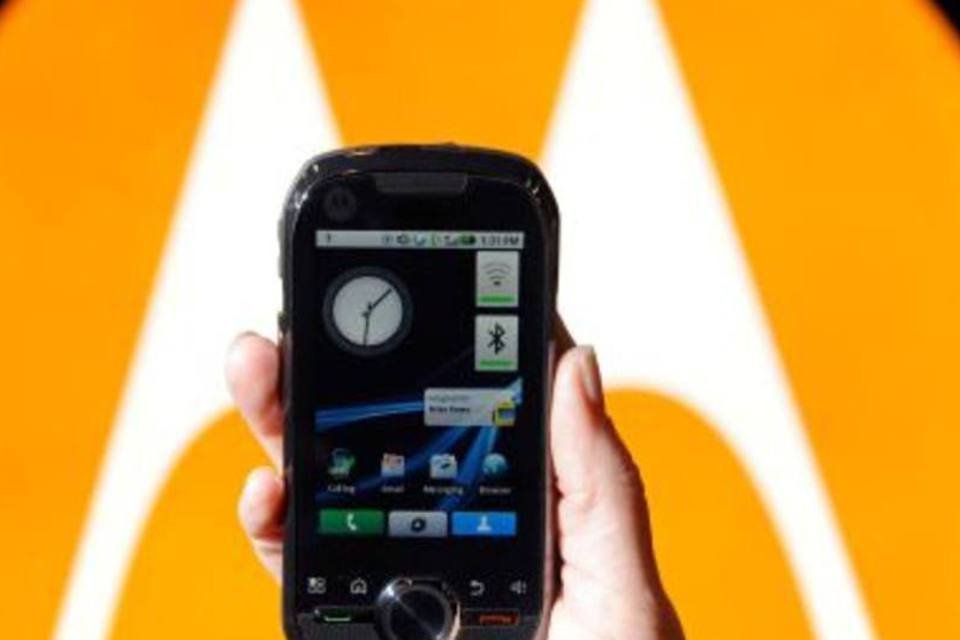 Motorola tem lucro com vendas maiores de smartphones