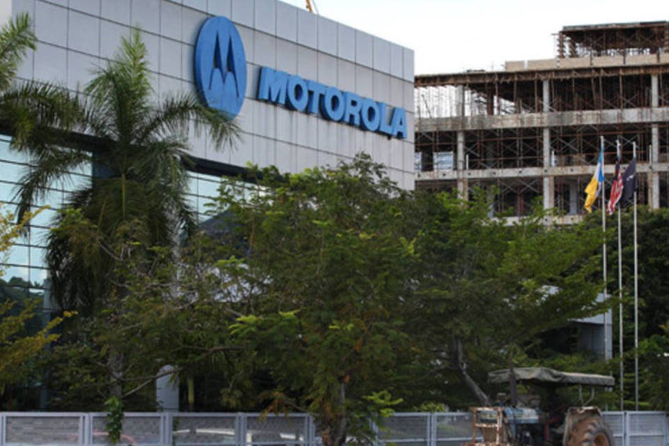 Motorola Solutions eleva lucro trimestral, reduz estimativas