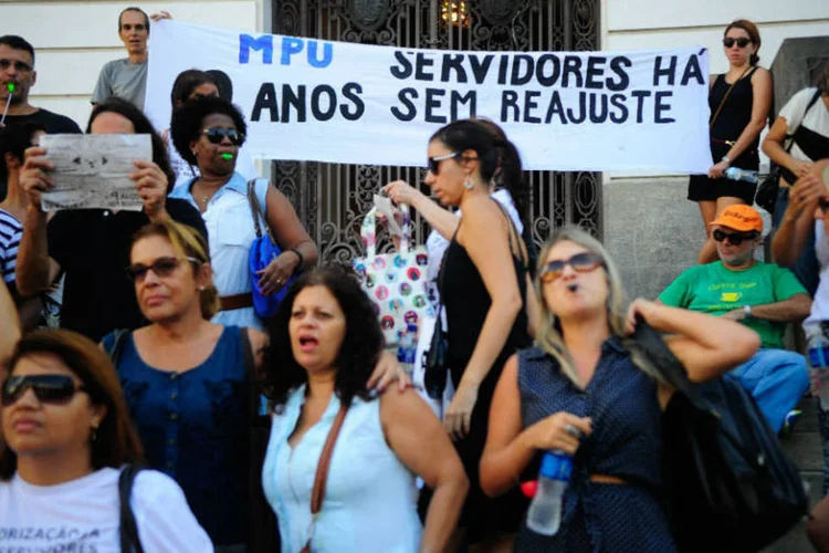 Protesto no Rio: servidores saíram da Cinelândia e foram até sede da Procuradoria da República (Tomaz Silva/Agência Brasil/Agência Brasil)