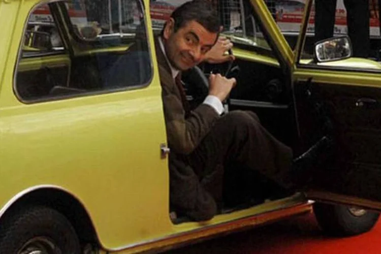 Ator Rowan Atkinson, famoso por seu personagem Mr. Bean, está na lista de convidados (Wikimedia Commons)