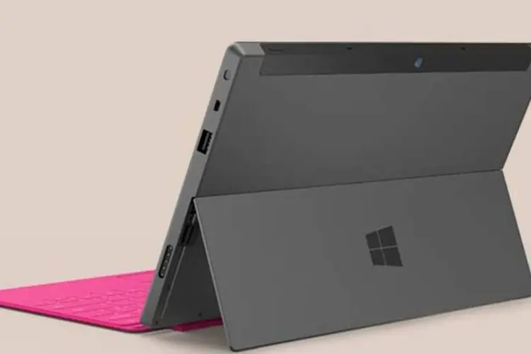 Com o Surface, a Microsoft quer enfrentar a Apple no segmento de tablets

 (Divulgação)