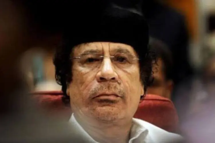 Muammar Kadafi, governante líbio: "participamos na luta contra o terrorismo" (Gianluigi Guercia/AFP)
