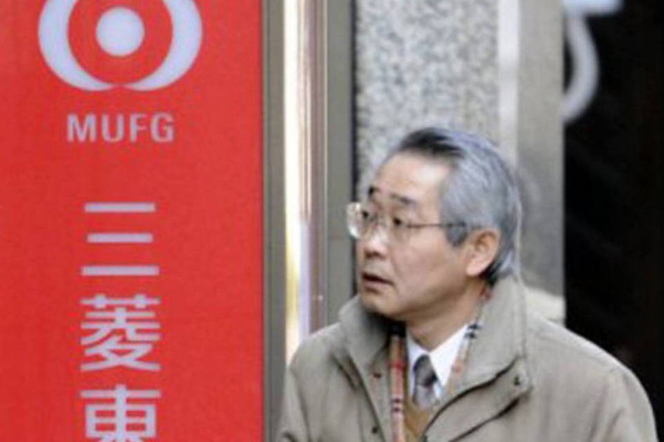 Economia japonesa anuncia plano de resgate no começo da manhã desta segunda-feira (.)