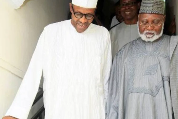 Muhammadu Buhari em Abuja: "nosso país se uniu à comunidade de nações que substituem o presidente por meio de uma eleição livre e honesta" (AFP/AFP)