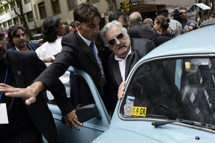 
	Mujica: &quot;de minha parte, digo muito obrigado por tudo o que o povo uruguaio me deu&quot;, disse o ex-presidente
 (REUTERS/Carlos Pazos)