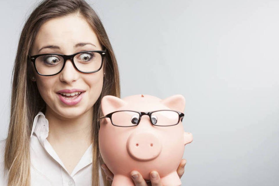10 erros financeiros que você precisa eliminar antes dos 30