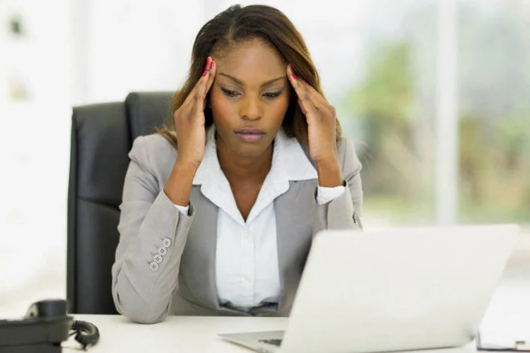 Hmens ganham até 51% a mais que mulheres no Brasil, por exemplo (michaeljung/Thinkstock)
