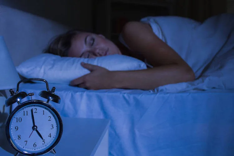 Usada no tratamento de distúrbios do sono, melatonina pode ser útil também nos transplantes de medula (Thinkstock/Thinkstock)