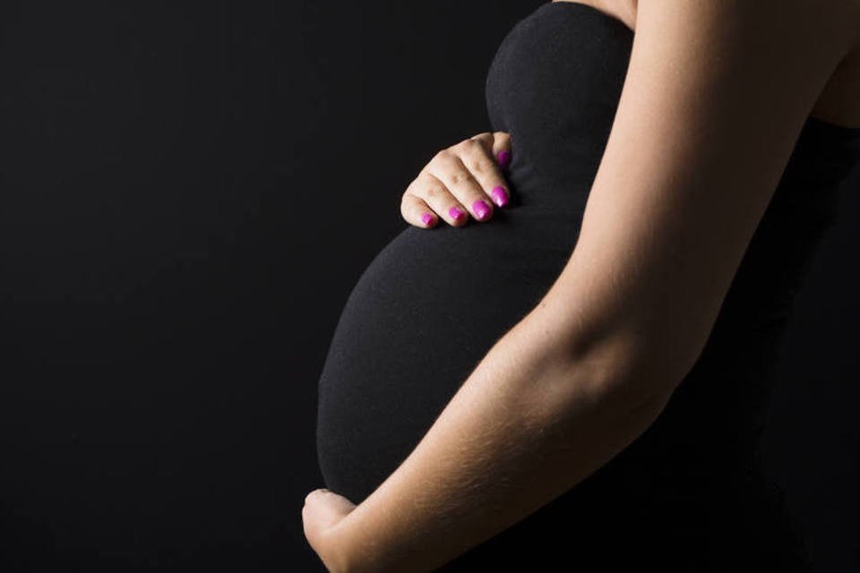 Senado se posiciona contra aborto para grávidas com zika