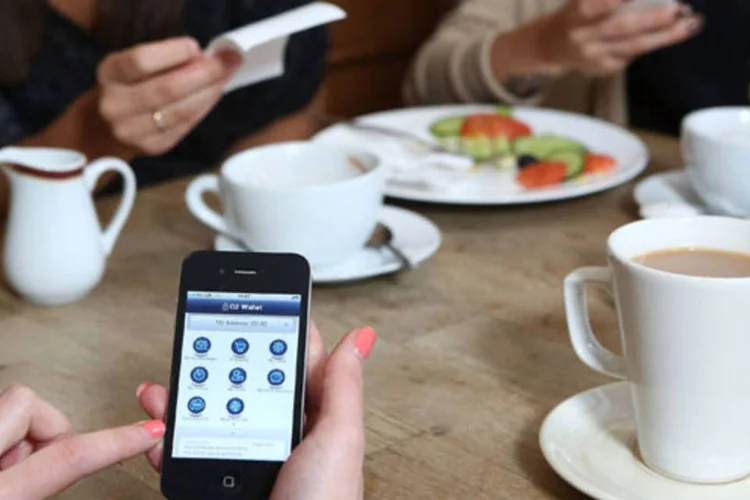 
	Os anunciantes ter&atilde;o acesso a informa&ccedil;&otilde;es de consumo dos usu&aacute;rios pela combina&ccedil;&atilde;o do n&uacute;mero de celular ou e-mail utilizado para se conectar &agrave; rede social e seu cadastro em lojas f&iacute;sicas
 (Getty Images)