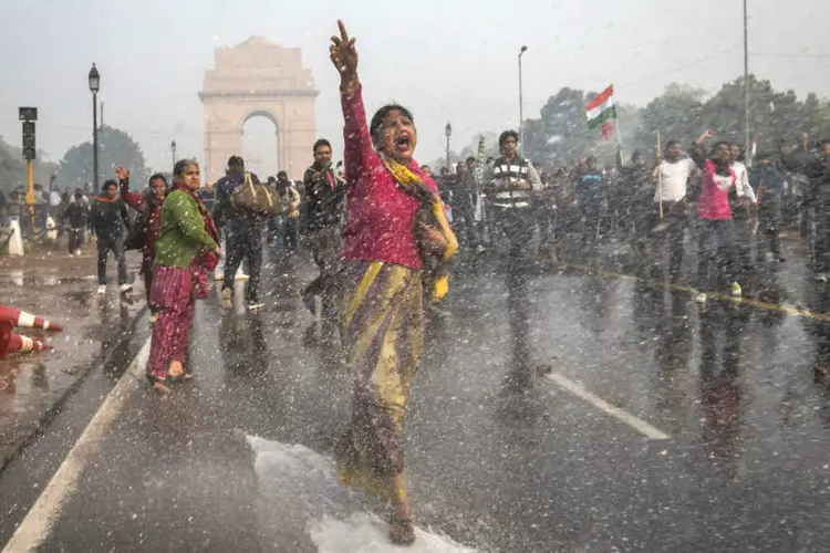 
	Mulher protesta contra estupros na &Iacute;ndia: em 2014, ao menos 310 mulheres indianas sofreram algum tipo de viol&ecirc;ncia. N&uacute;meros s&atilde;o subestimados
 (Getty Images)
