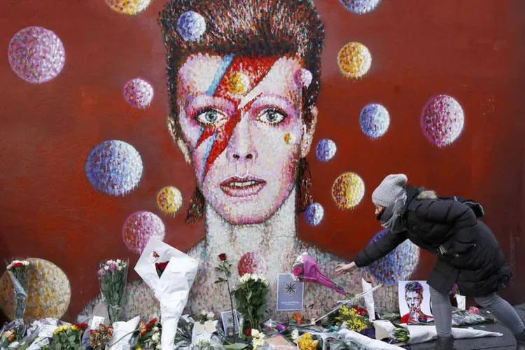 
	David Bowie: &quot;O impacto de Bowie na m&uacute;sica mundial, na moda e no cinema foi muito profundo&quot;
 (Stefan Wermuth / Reuters)