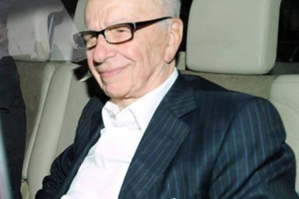 News Corp vale metade na bolsa por “risco Murdoch”