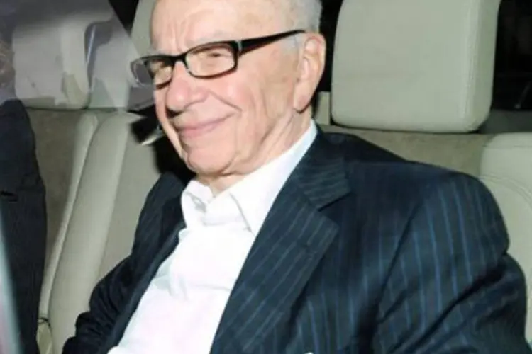 O magnata Rupert Murdoch, que chegou a Londres no domingo passado para administrar pessoalmente a crise, está è frente do conglomerado News Corp (Andrew Cowie/AFP)