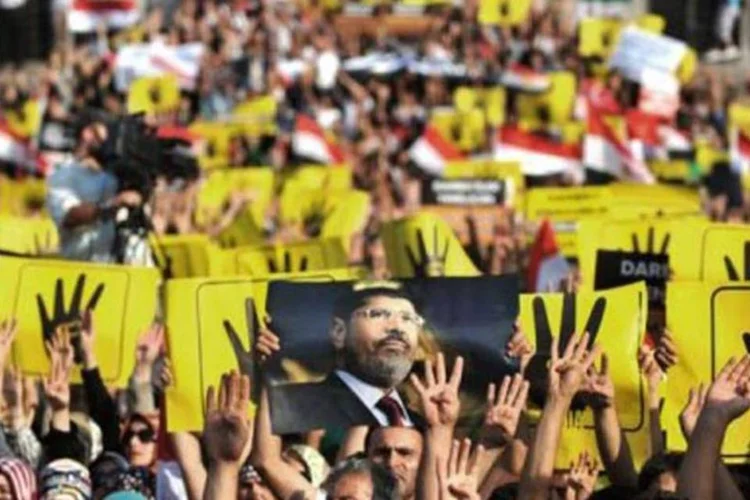 Protestos se espalham: em Istambul, movimento foi convocado por organizações pró-islamitas (©afp.com / Ozan Kose)