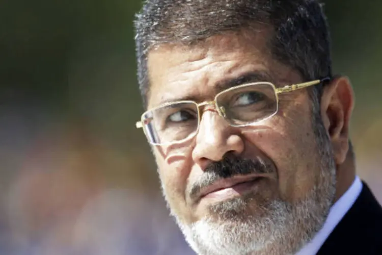 
	O presidente deposto do Egito, Mohamed Mursi: entre as prioridades do pa&iacute;s devem estar o fim das deten&ccedil;&otilde;es por motivos pol&iacute;ticos e a liberta&ccedil;&atilde;o de presos pol&iacute;ticos, incluindo Mursi, disseram ministros
 (REUTERS/Ueslei Marcelino)