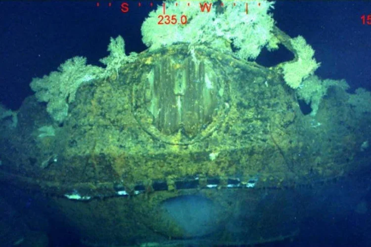 O governo japonês confirma que existe 90% de certeza de que o navio das imagens seja o Musashi (Reprodução)
